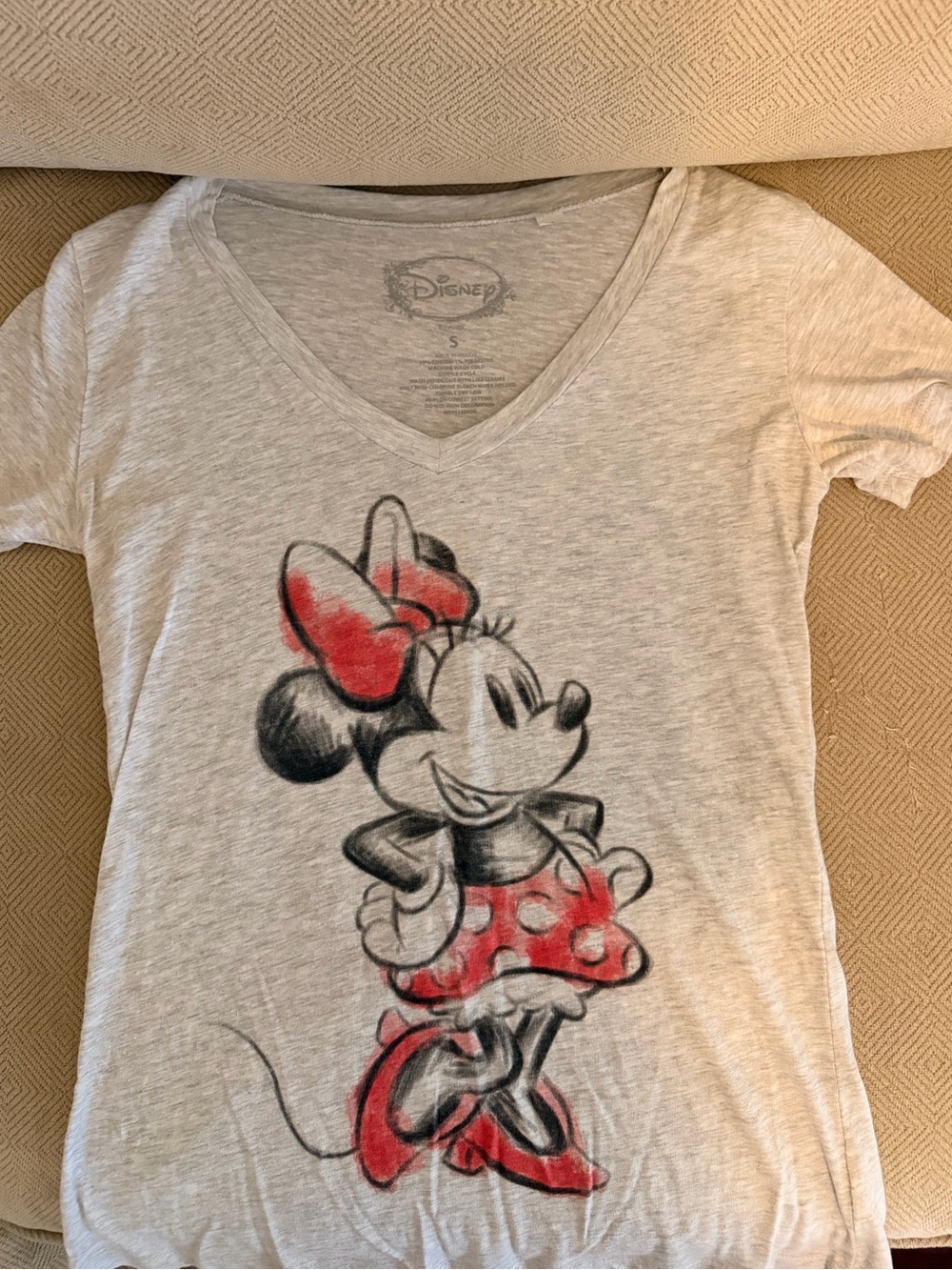 Disney Minnie Mouse Gray Tee with Red Accents